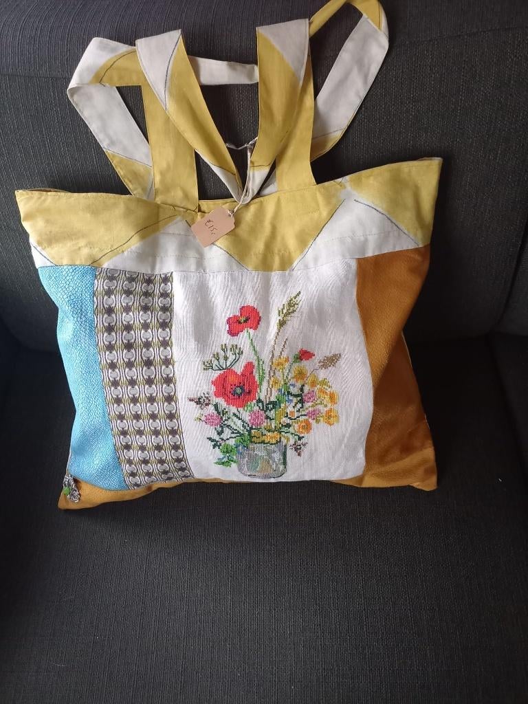 Tas met borduurwerk, Ophalen of Verzenden, Nieuw