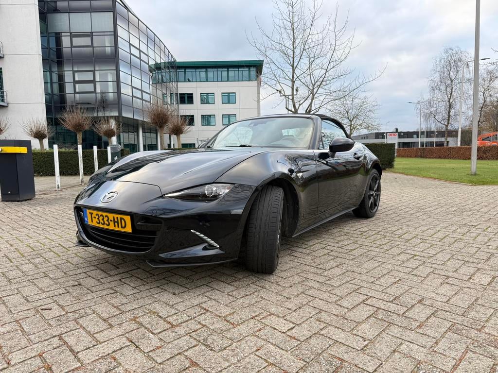 Mazda MX-5 2.0 Skyactiv-g 160pk 6-MT 2015 Zwart metallic, Auto's, Mazda, 1998 cc, Achterwielaandrijving, 40 €/maand, Zwart