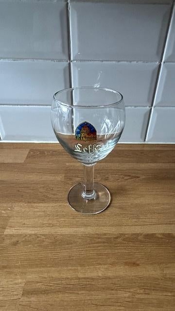 Q3-Leffe bierglas op voet, Ophalen of Verzenden, Gebruikt, Glas, Overige stijlen