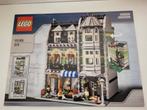 Bouwtekeningen LEGO 10185 Green Grocer, Ophalen of Verzenden, Zo goed als nieuw, Lego