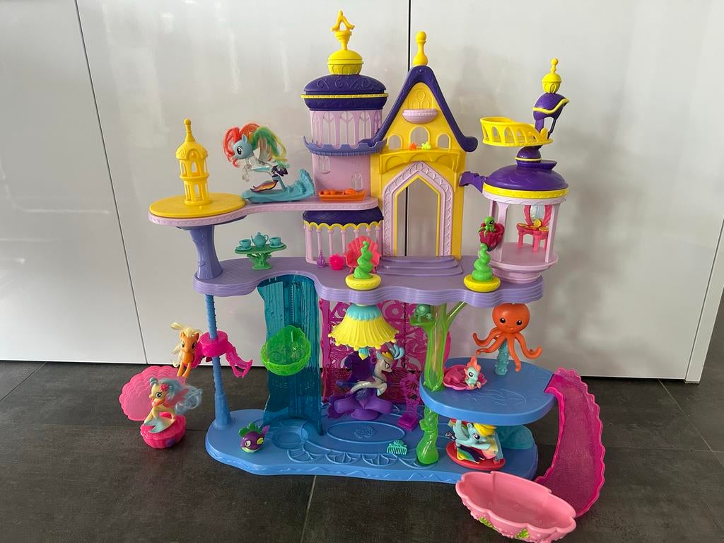 My Little Pony Kasteel met Zee Pony's en Accessoires, Kinderen en Baby's, Speelgoed | My Little Pony, Ophalen of Verzenden, Gebruikt