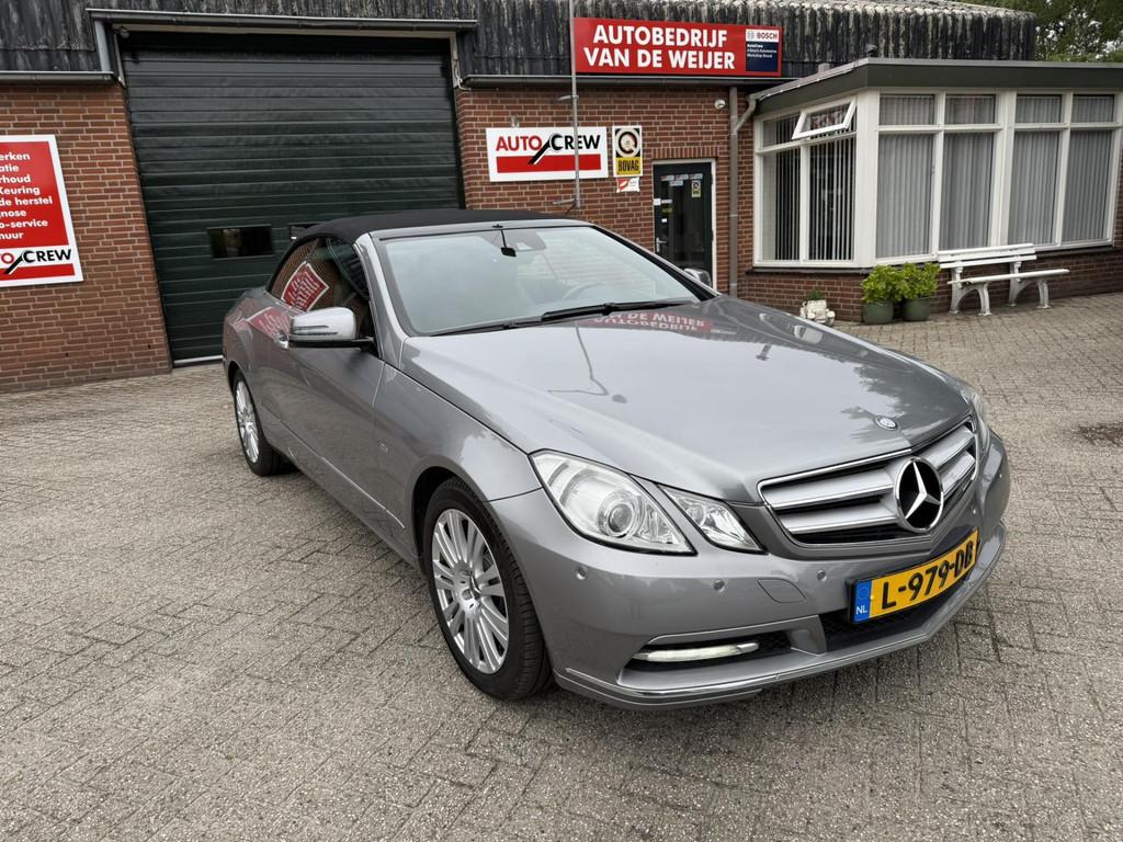 Mercedes-Benz E-klasse Cabrio E200 CGI Elegance, Auto's, Mercedes-Benz, Euro 5, Achterwielaandrijving, Zwart, 4 cilinders