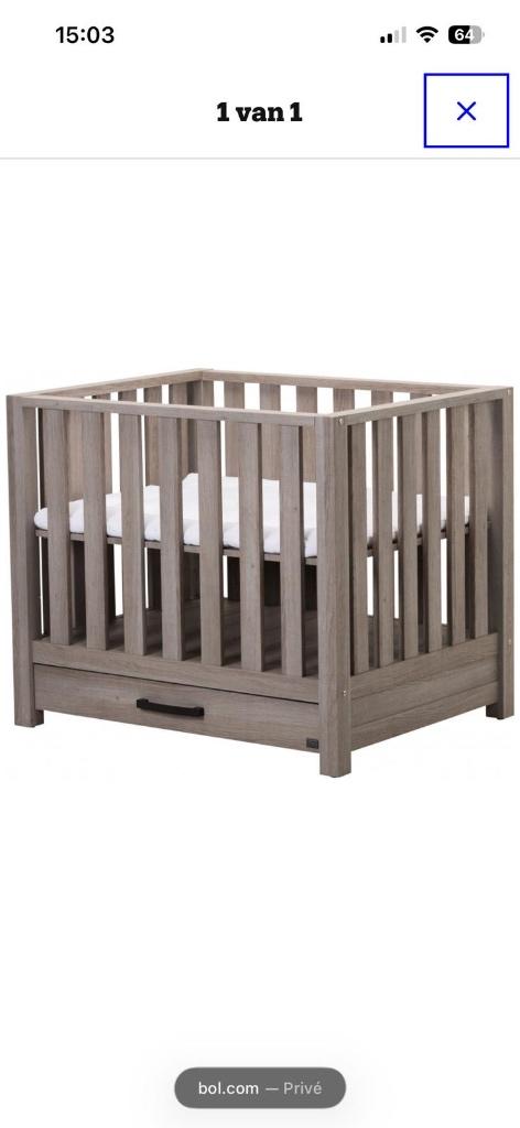 Baby box met lade!!, Kinderen en Baby's, Boxen, Ophalen, Zo goed als nieuw, Vierkant, Lade