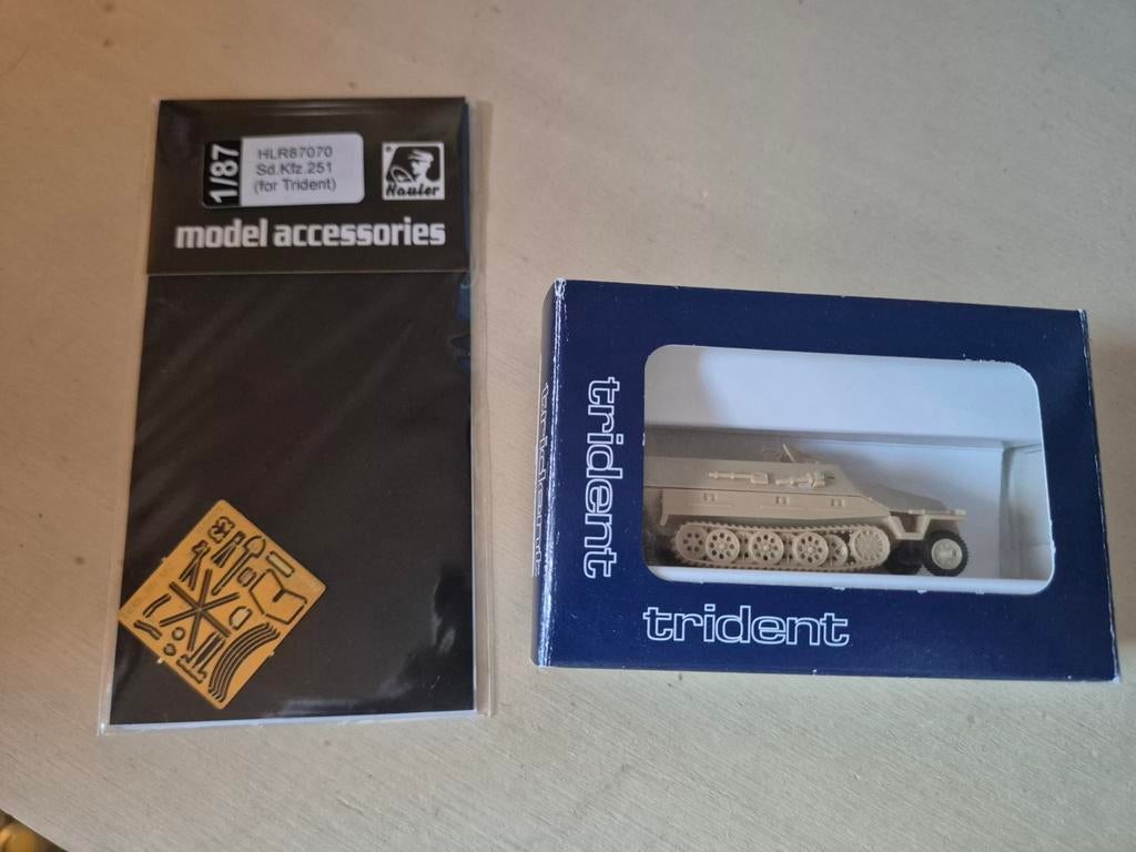 H0 trident minitanks Sd.Kfz 251 halftrack DR + accessoires, Overige merken, Gelijkstroom of Wisselstroom, Ophalen of Verzenden