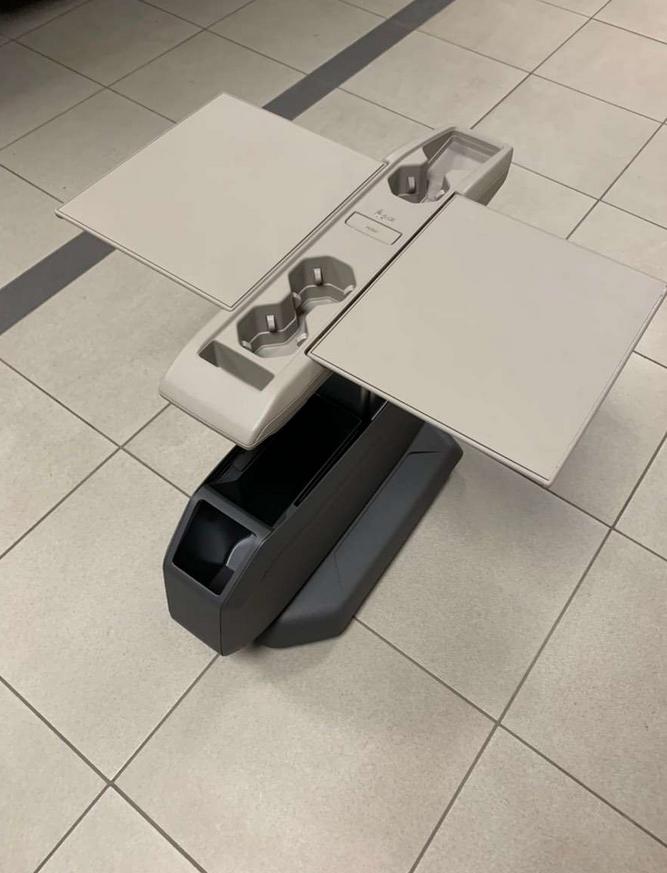 Volkswagen T7 Multivan multifunctionele tafel, Ophalen of Verzenden