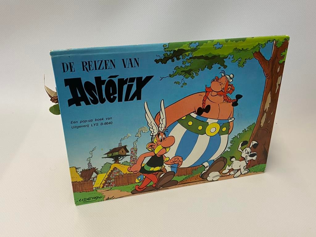Vintage Asterix en Obelix kinderboek, Verzamelen, Stripfiguren, Ophalen of Verzenden, Asterix en Obelix, Gebruikt, Plaatje, Poster of Sticker