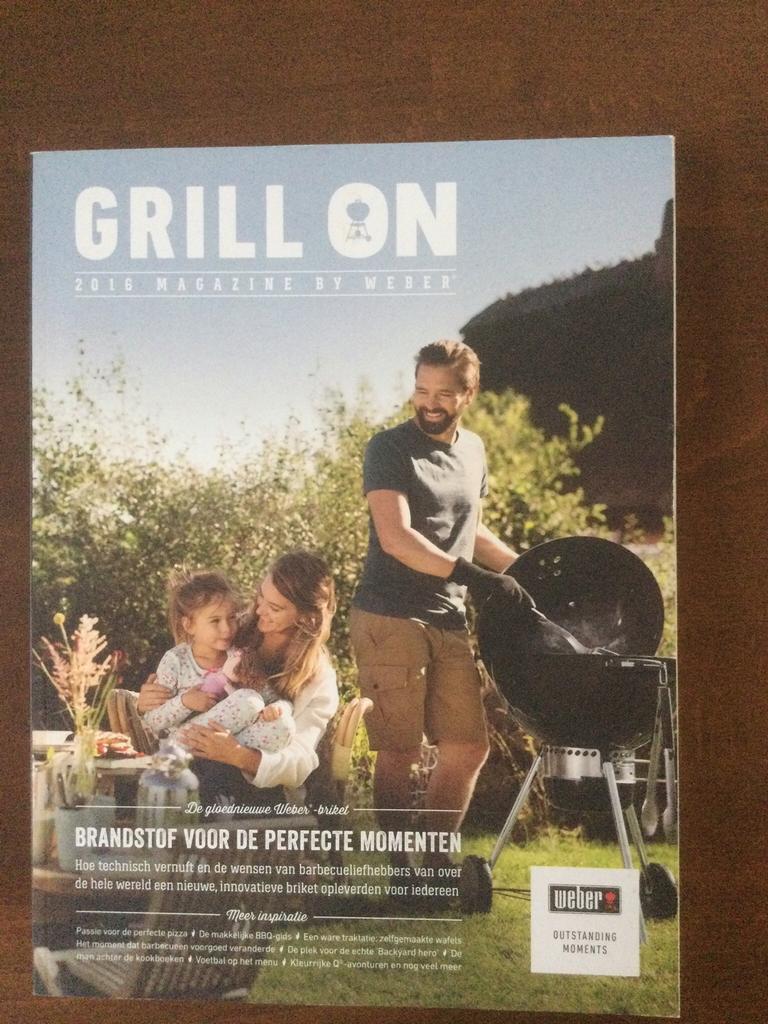 Grill on, magazine by weber barbecue, Ophalen of Verzenden, Nieuw