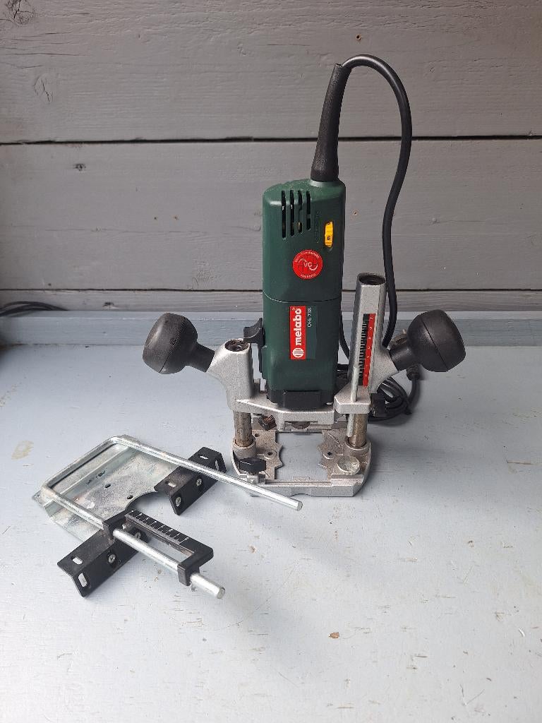 Metabo OfE738 bovenfrees (1), Ophalen of Verzenden, Gebruikt