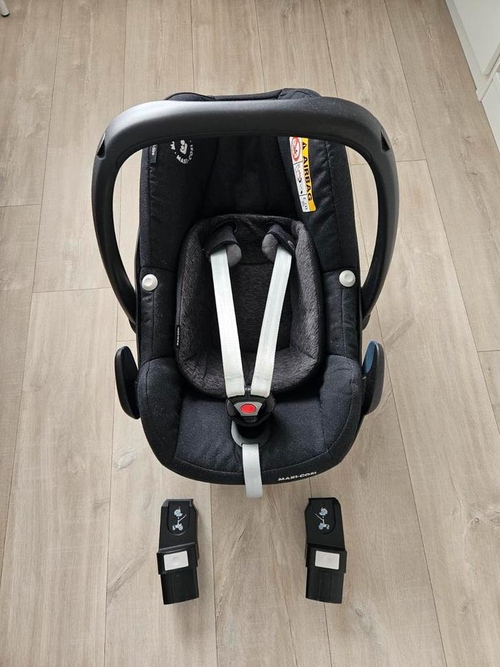 Maxi-Cosi Pebble autostoel + Joolz adapters, Kinderen en Baby's, Autostoeltjes, Gebruikt, Maxi-Cosi, 0 t/m 13 kg, Autogordel, Ophalen of Verzenden