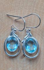 Zilveren oorhangers met Blauwe Topaas, Hangers, Blauw, Nieuw, Ophalen of Verzenden