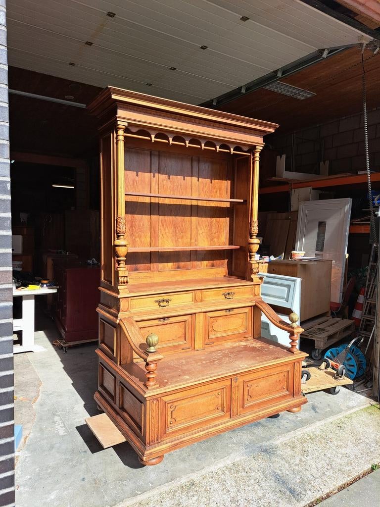 Antieke Franse dekenkast, Ophalen