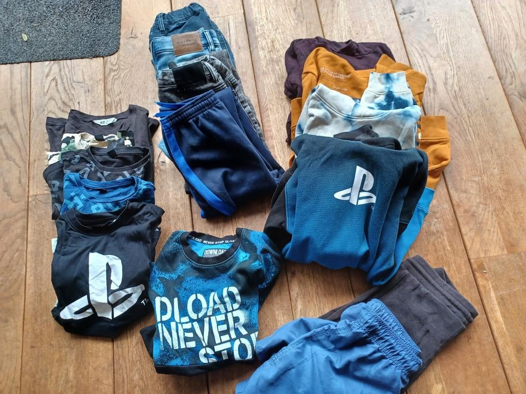 Kledingpakket jongens 146/152, Ophalen, Maat 146