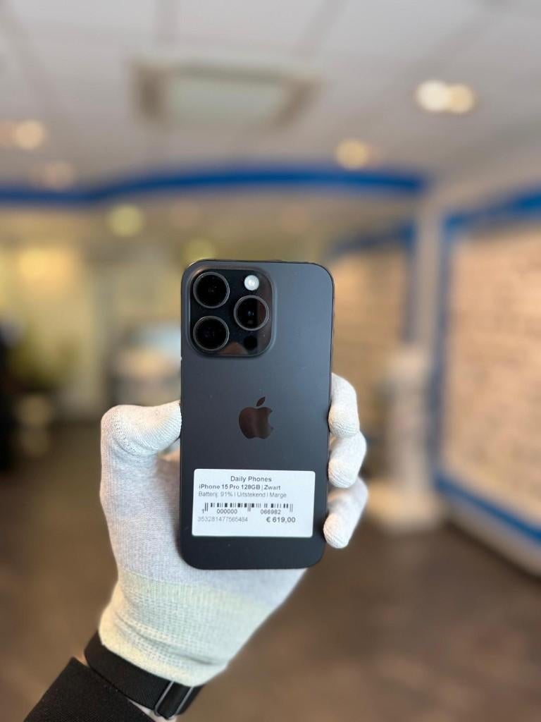 Zo goed als nieuw Apple iPhone 15 Pro 128GB, Ophalen of Verzenden