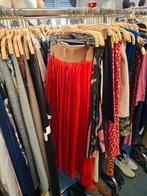Grote Partij ruim 500 stuks kringloop kleding en accessoires, Kleding | Dames, Overige Dameskleding, Ophalen, Zo goed als nieuw