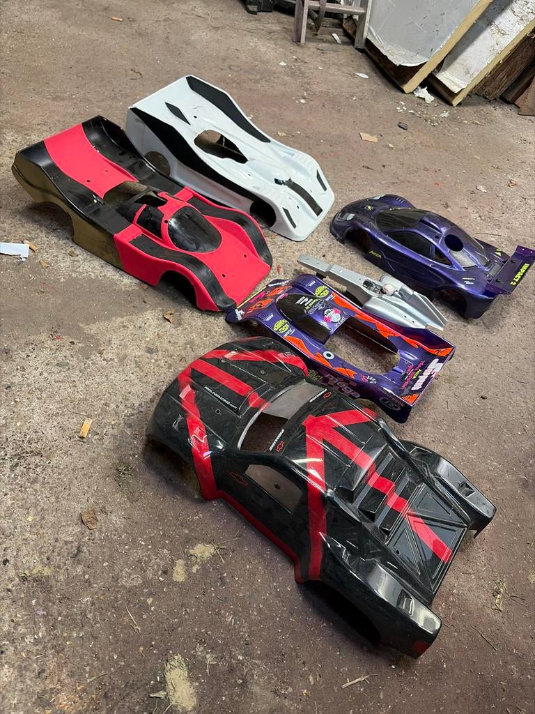 Vintage RC Carrosserieën, Hobby en Vrije tijd, Modelbouw | Radiografisch | Auto's, Ophalen, Gebruikt, Schaal 1:8, Onderdeel