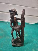 beeld houtsnijwerk man met net indonesisch, Verzamelen, Ophalen of Verzenden