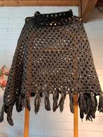 Gehaakte zwarte poncho, Ophalen of Verzenden, Zo goed als nieuw, Maat 42/44 (L), Sjaal
