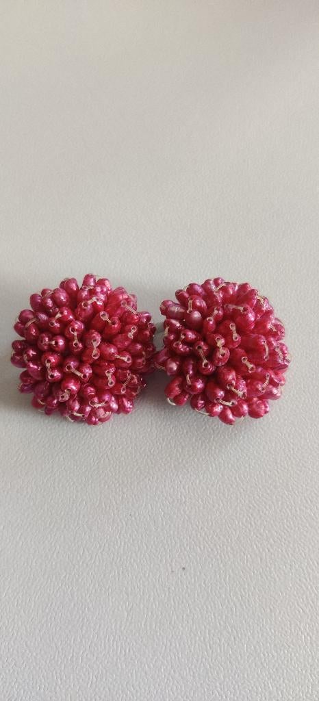 Roze Fuchsia vintage parel cluster CLIPS oorbellen, Overige materialen, Ophalen of Verzenden, Zo goed als nieuw, Roze