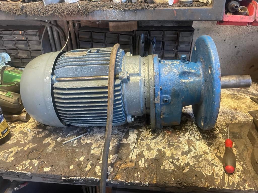 Electro motor met vertraging, Ophalen of Verzenden, Zo goed als nieuw, Elektromotor