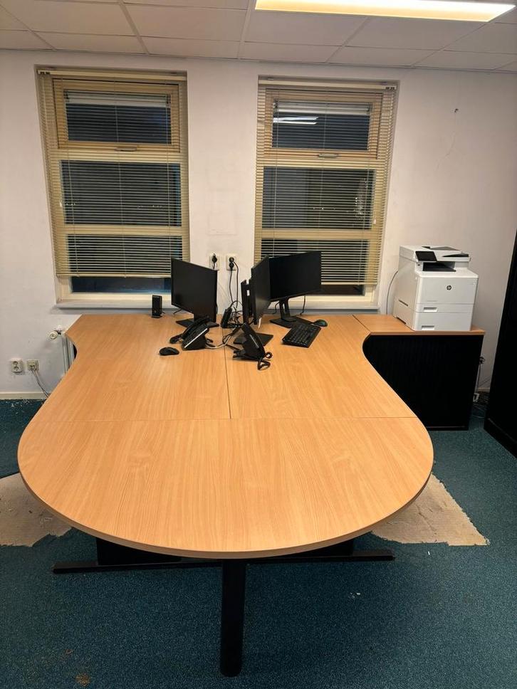 Bureaus, Zakelijke goederen, Kantoor en Winkelinrichting | Kantoormeubilair en Inrichting, Bureau, Werkplek, Gebruikt, Ophalen