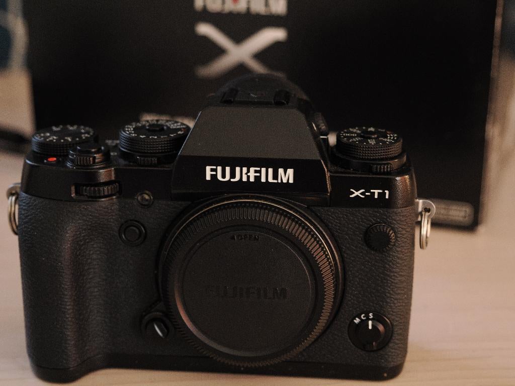 Fuji XT-1 en Fuji 35 mm F1,4, Ophalen, Spiegelreflex, Zo goed als nieuw, 16 Megapixel