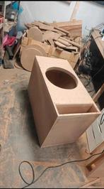 Subwoofer kist voor 18 inch - 27 Hz getuned 22mm, Ophalen, Zo goed als nieuw