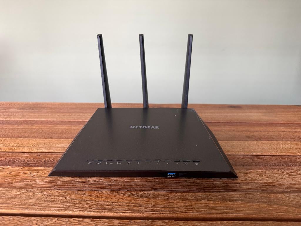 Netgear Nighthawk R7000 Router | Goede staat, Computers en Software, Routers en Modems, Ophalen of Verzenden, Gebruikt, Router