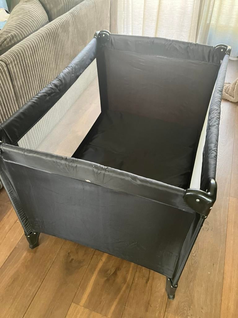 Gratis Bambino campingbedje, breder formaat, Kinderen en Baby's, Babywiegjes en Ledikanten, Ophalen, Gebruikt, Reisbedje