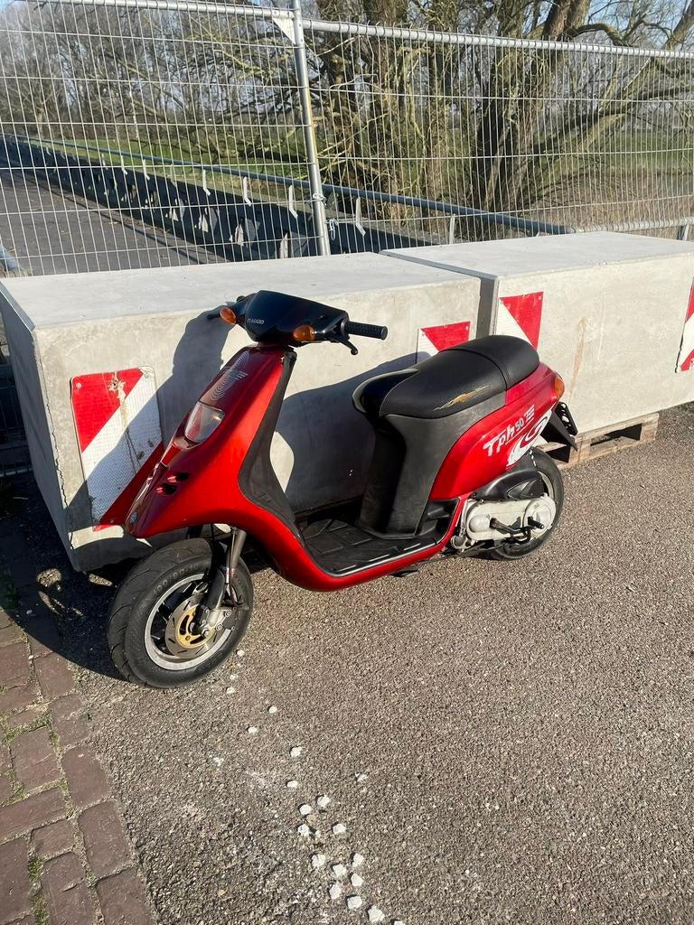 Typhoon 70, Fietsen en Brommers, Scooters | Piaggio, Ophalen, Tweetakt, Gebruikt, Overige modellen