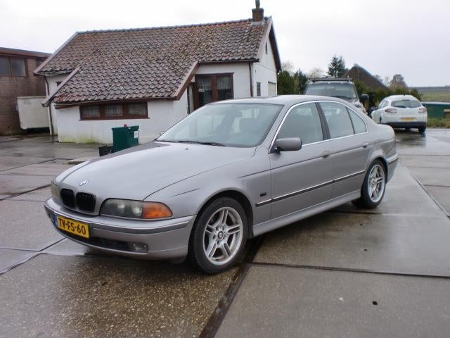 BMW 5-Serie 2.5 I 523 AIRCO CRUISE GRIJS 4 ELEKRAME /SP L.M., Auto's, Achterwielaandrijving, 2494 cc, Origineel Nederlands, Bedrijf