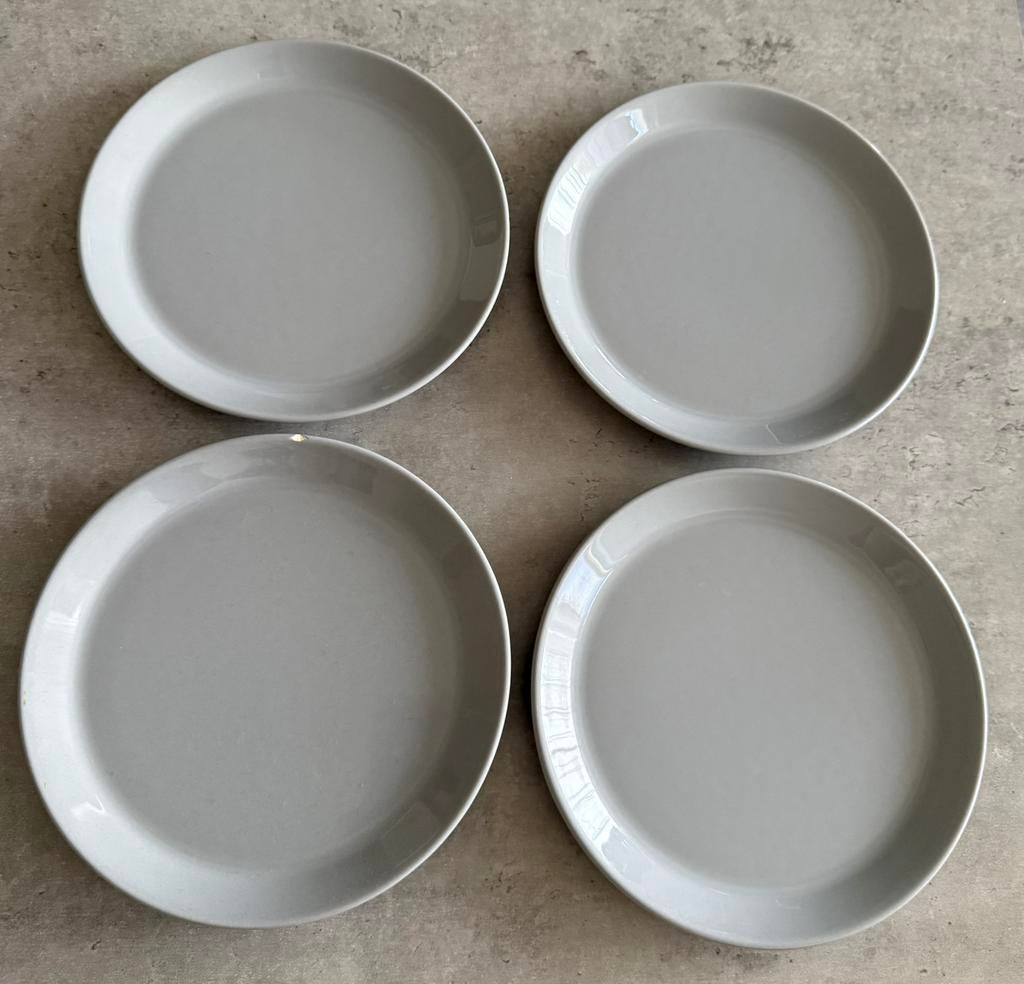 4 ontbijtborden grijs, Huis en Inrichting, Keuken | Servies, Ophalen of Verzenden, Zo goed als nieuw, Bord(en), Overige stijlen