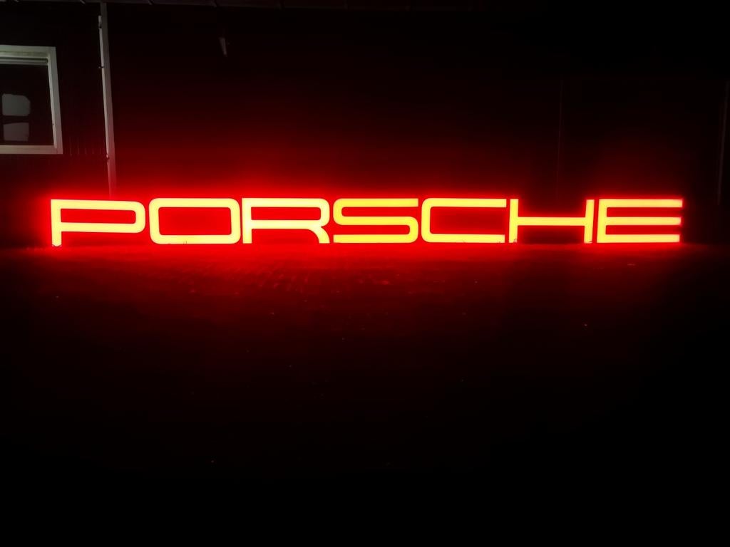 Exclusieve Porsche Lichtreclame - Perfect voor de Liefhebber, Verzamelen, Merken en Reclamevoorwerpen, Ophalen