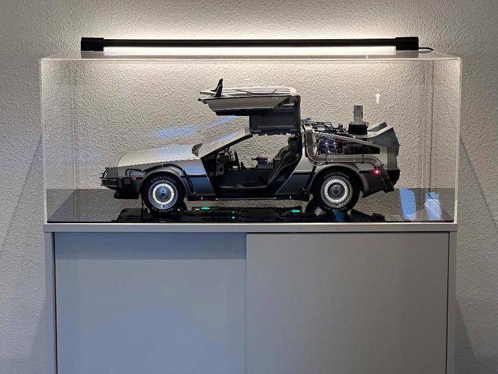 Vitrinekast IKEA Vihals + Acrylglas Stofkap, Huis en Inrichting, Kasten | Vitrinekasten, Zo goed als nieuw, 150 tot 200 cm, 50 tot 100 cm