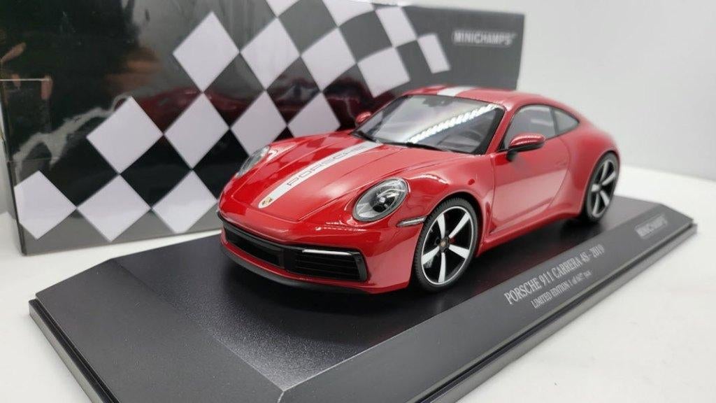 Minichamps Porsche 911 Carrera 4S 2019 Rood, Hobby en Vrije tijd, Modelauto's | 1:18, Ophalen of Verzenden, Nieuw, Auto, MiniChamps