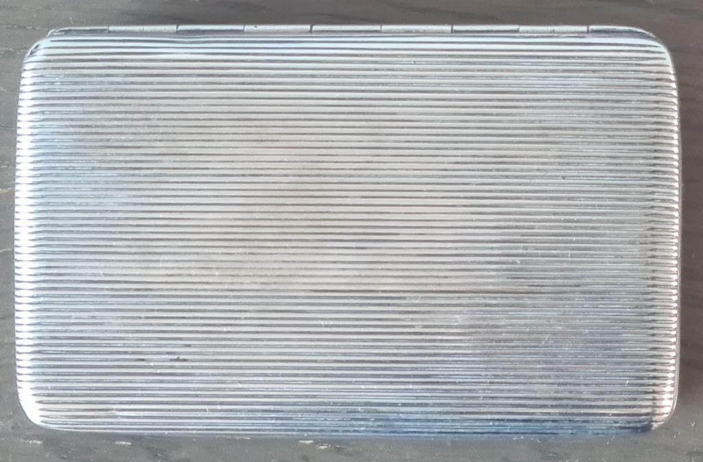 ANTIEK ZILVEREN GEGRAVEERDE TABAKSDOOS 19E EEUW, Ophalen of Verzenden, Zilver