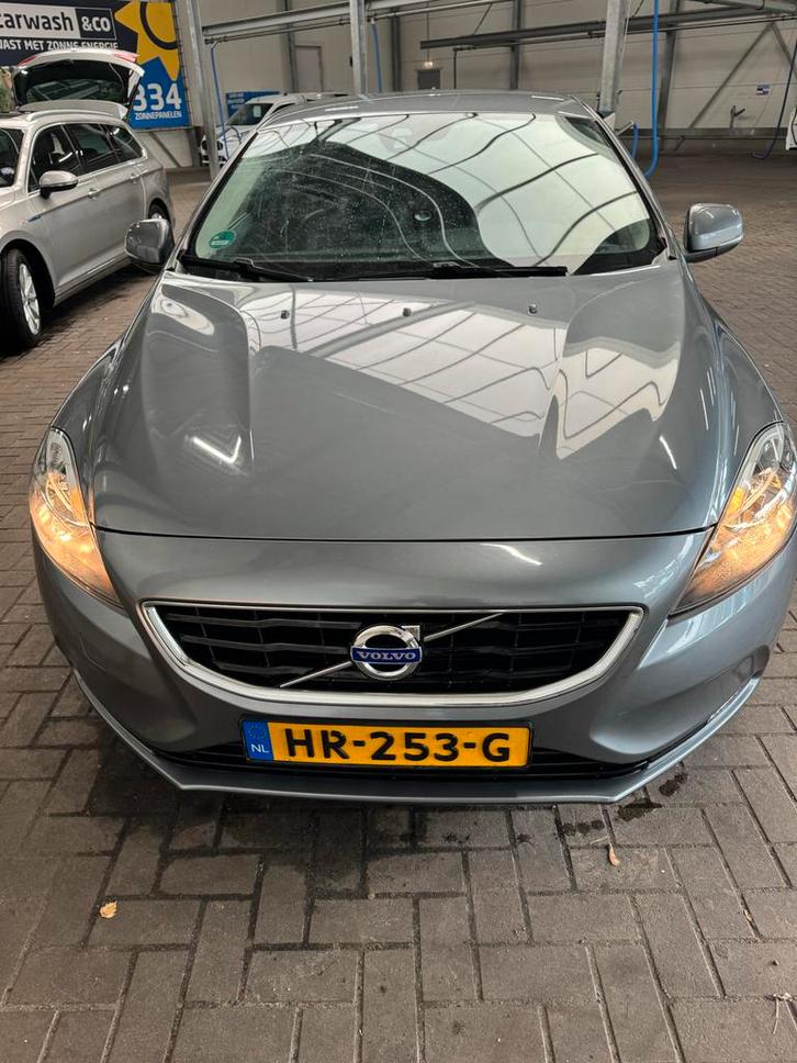 Volvo V40 2.0 D2 120PK 2015 Grijs 13 maanden apk, Auto's, Volvo, Particulier, V40, ABS, Airbags, Airconditioning, Bluetooth, Boordcomputer