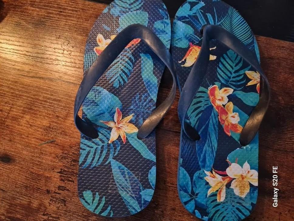 Slippers maat 39 €3,50, Slippers, Blauw, Ophalen of Verzenden, Zo goed als nieuw