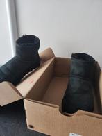 UGG Classic Mini Laarzen Maat 38 Zwart, Kleding | Dames, Schoenen, UGG, Zwart, Lage of Enkellaarzen, Ophalen of Verzenden