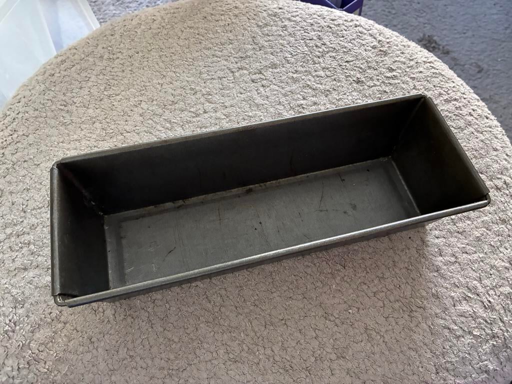 Gebruikt bakblik voor cake of brood, ca. 30 cm, Ophalen of Verzenden, Gebruikt, Taarten of Cupcakes, Bakvorm