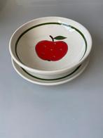 Vintage fruittest. Italie -- appel, Ophalen of Verzenden, Aardewerk, Overige stijlen, Schaal of Schalen