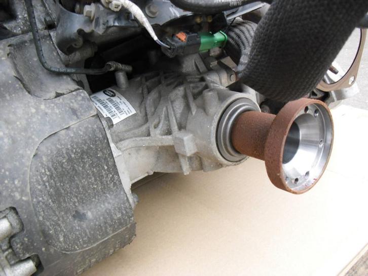 Range Rover Evoque L538 tussenbak LR051075, Auto-onderdelen, Remmen en Aandrijving, Land Rover, Gebruikt, Ophalen of Verzenden