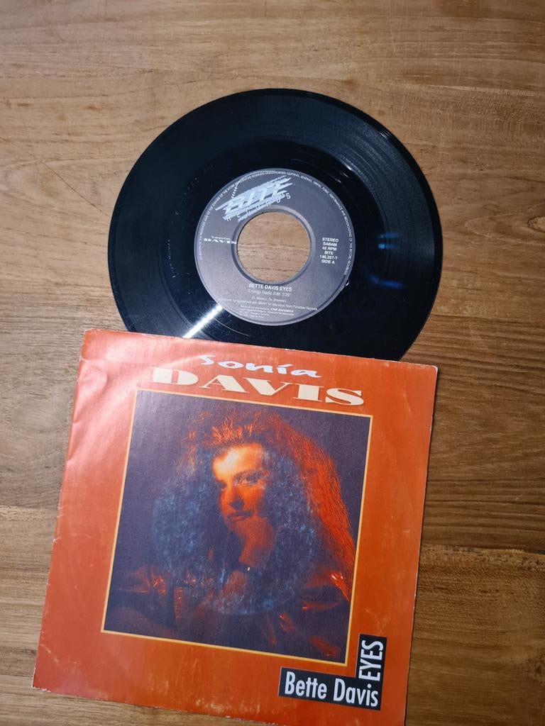 Sonia Davis - Bette davis eyes, 7 inch, Single, Ophalen of Verzenden, Zo goed als nieuw
