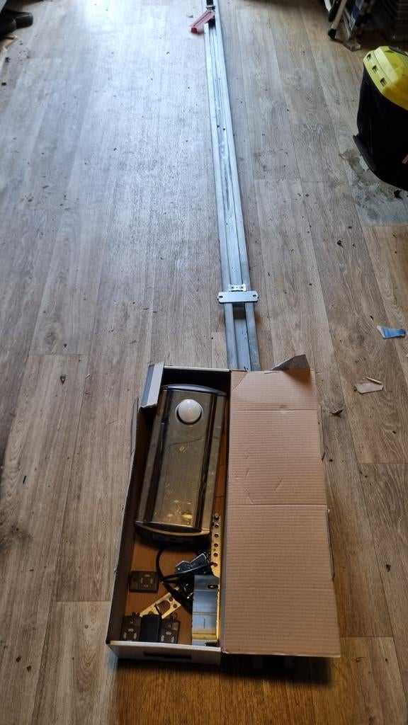 Hormann SupraMatic E garagedeuraandrijving, Ophalen, Gebruikt, Garagedeur