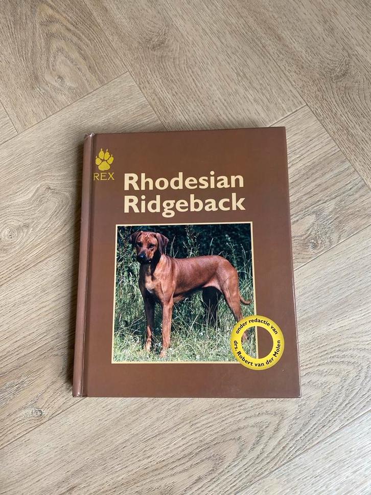 Boek: Rhodesian Ridgeback, Boeken, Dieren en Huisdieren, Gelezen, Honden, Ophalen of Verzenden