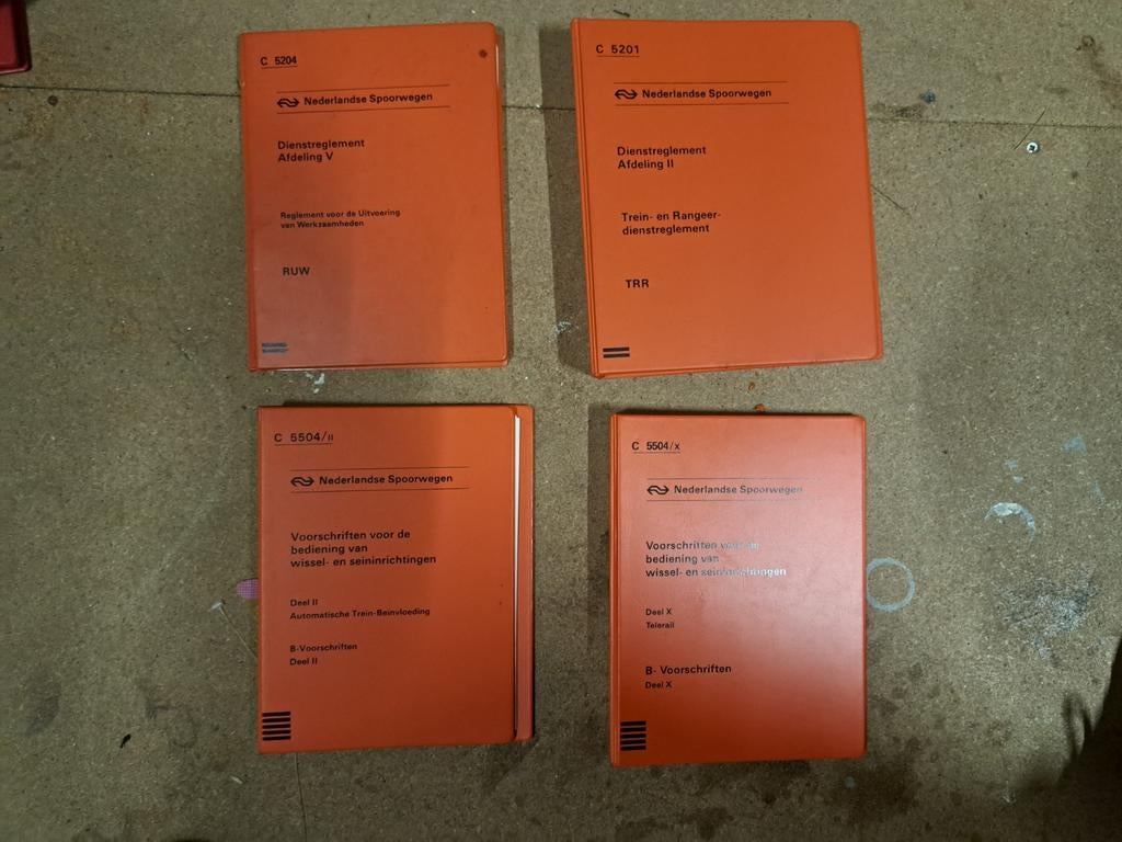 NS Dienstreglementen diverse, Verzamelen, Spoorwegen en Tramwegen, Gebruikt, Trein, Overige typen, Ophalen of Verzenden