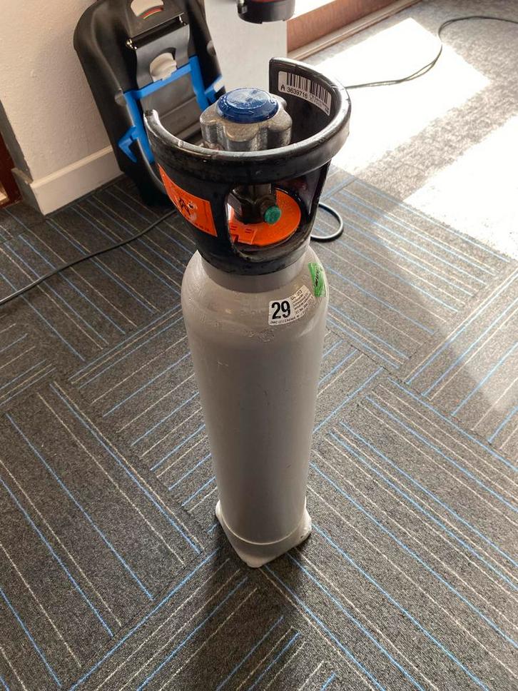 Nieuwe gevulde koolzuurfles 6kg voor horeca volle cilinder, Zakelijke goederen, Horeca | Overige, Ophalen