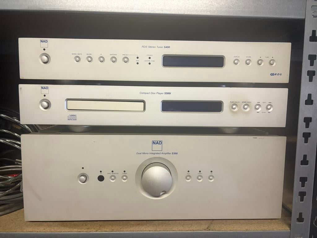 NAD Hifi Systeem: Tuner, CD-speler, Versterker, Overige merken, Gebruikt, Cd-speler, Losse componenten