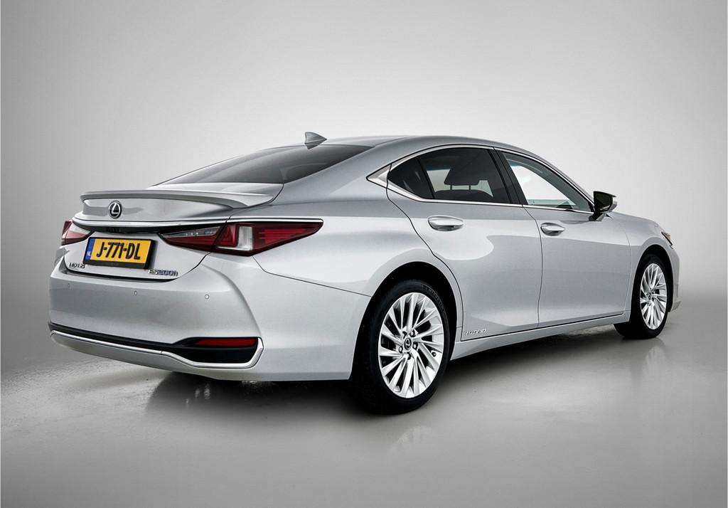 Lexus ES 300h President Line | Mark Levinson | 360 Camera |, Auto's, Lexus, 12 maanden, Gebruikt, 4 cilinders, 1655 kg
