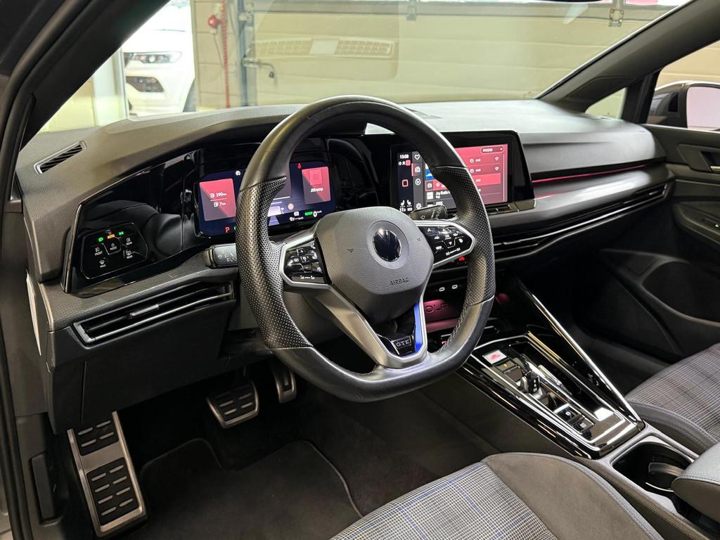 Volkswagen Golf GTE 1.4 eHybrid IQ Light Navi Automaat, Stoe, Stof, Euro 6, 4 cilinders, 150 pk