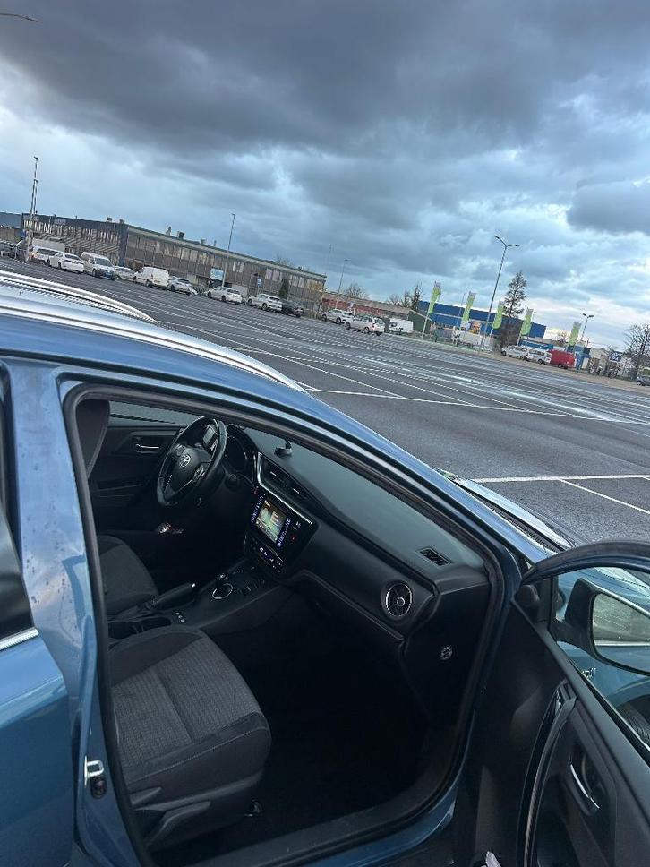 Toyota Auris 1.8 Hybrid 136pk CVT 2018 Blauw, Auto's, Toyota, Particulier, Auris, Achteruitrijcamera, Adaptive Cruise Control